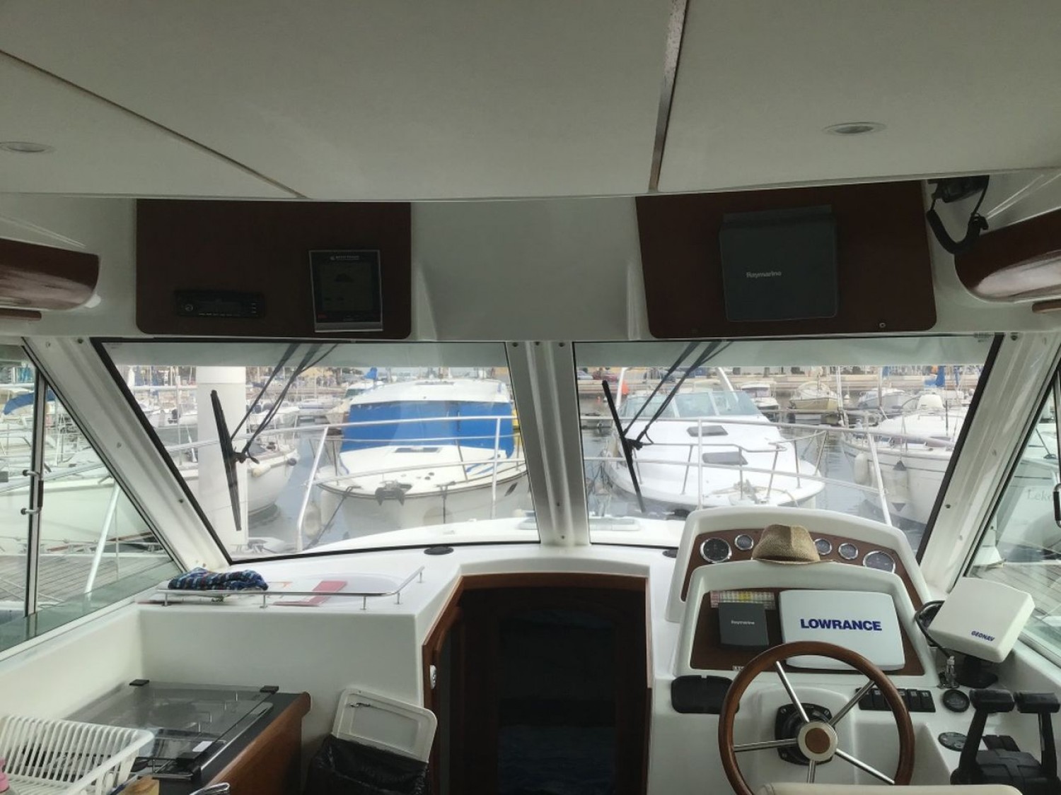 slider 33 Beneteau Antares 980 Fly